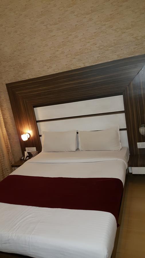 Hotel Khandesh Residency Panvel Ngoại thất bức ảnh