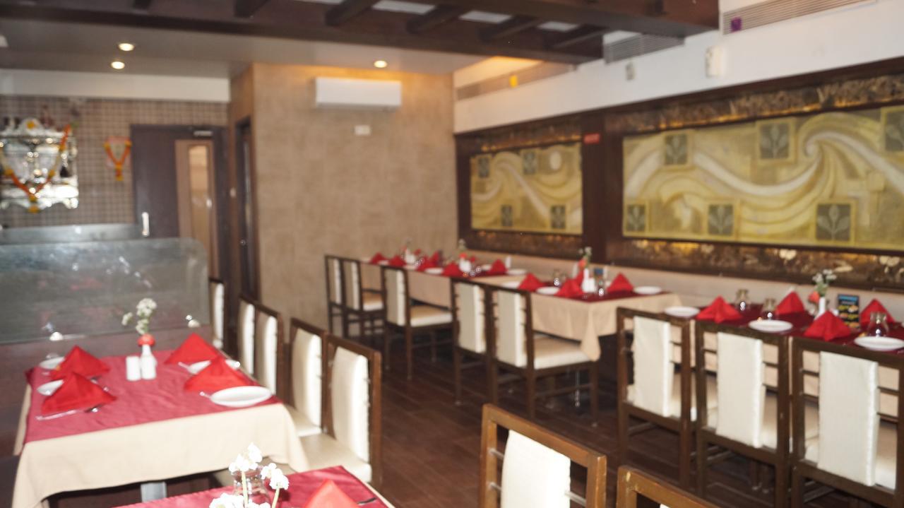 Hotel Khandesh Residency Panvel Ngoại thất bức ảnh